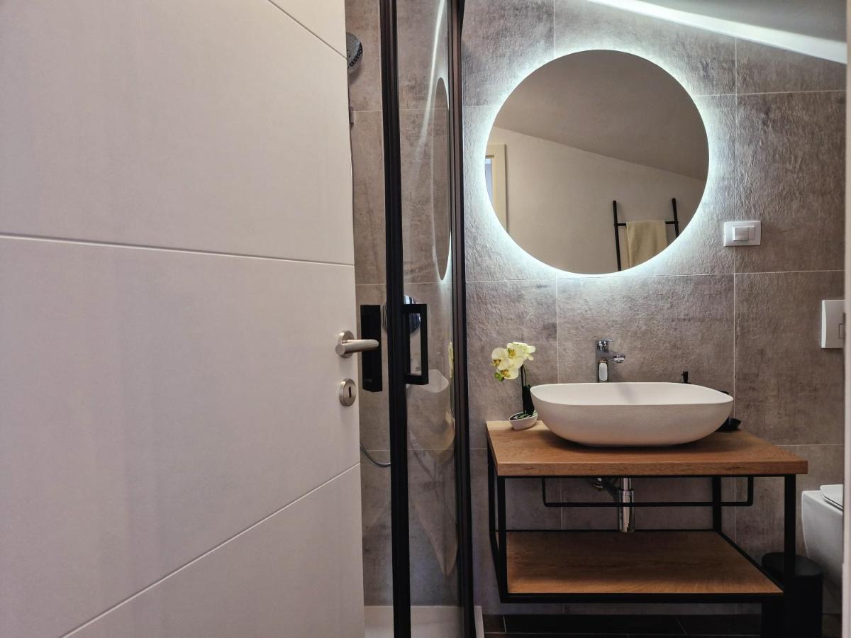 Olivea Luxury Suites Fažana Екстериор снимка