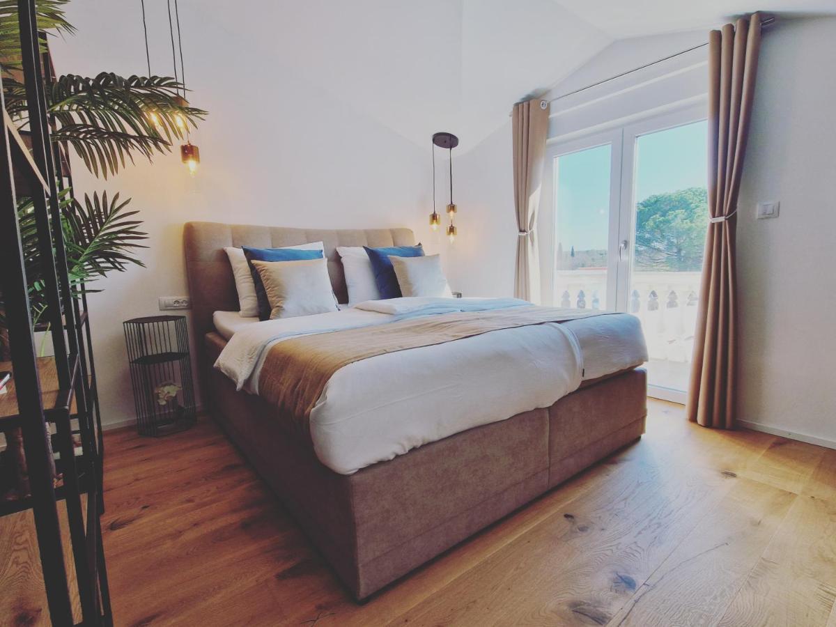 Olivea Luxury Suites Fažana Екстериор снимка