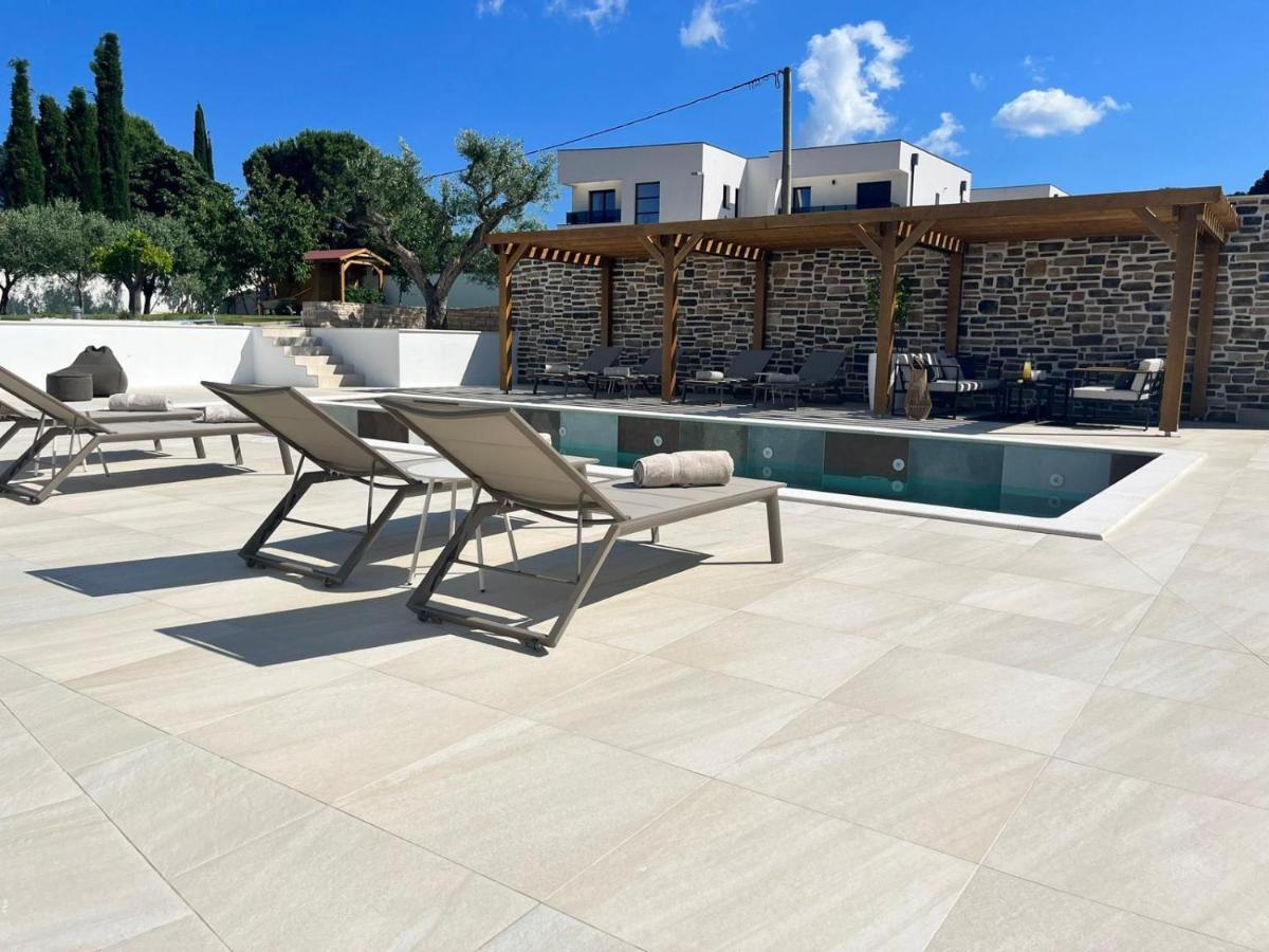 Olivea Luxury Suites Fažana Екстериор снимка