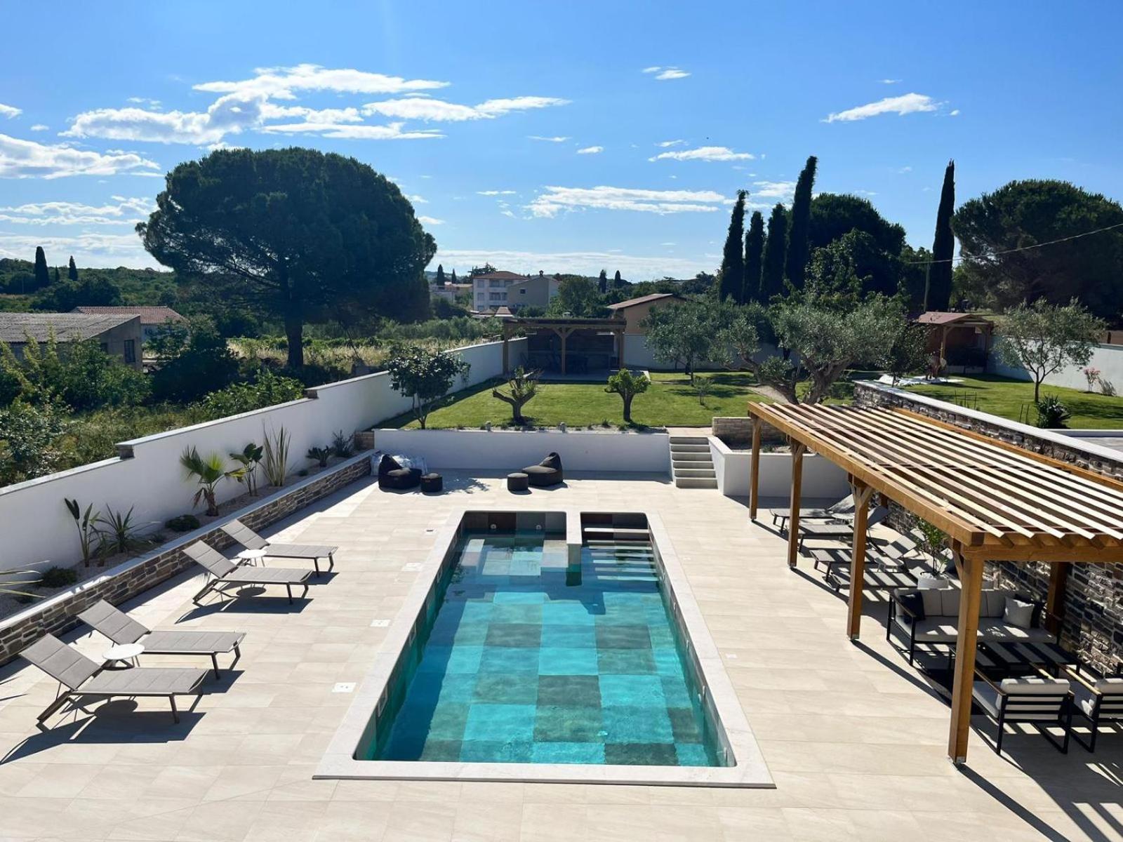 Olivea Luxury Suites Fažana Екстериор снимка